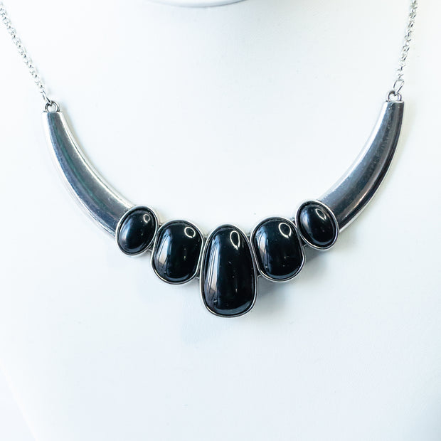 Black Elegance Necklace