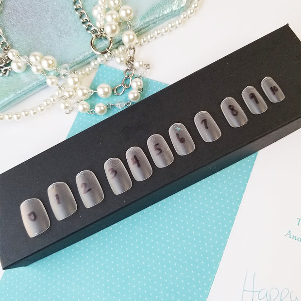 Short & Sassy Press On Nails Sizing Kit